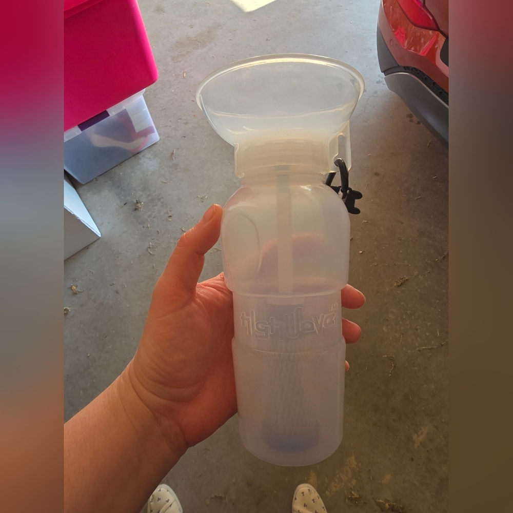 Pet water filtration bottle - Picture 3 of 5